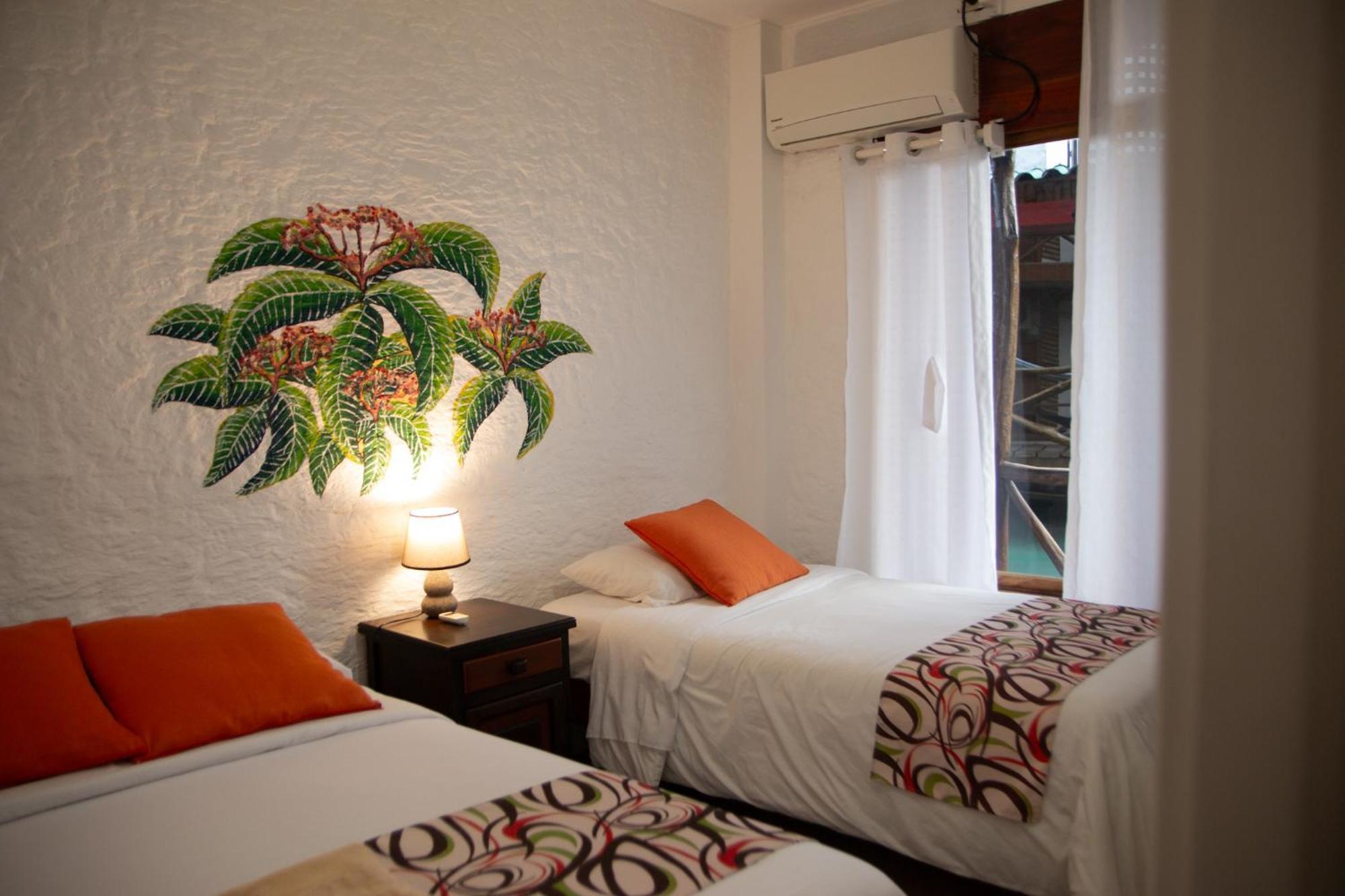Hotel Miconia ปูแอร์โต บาเกริโซ โมเรโน ภายนอก รูปภาพ