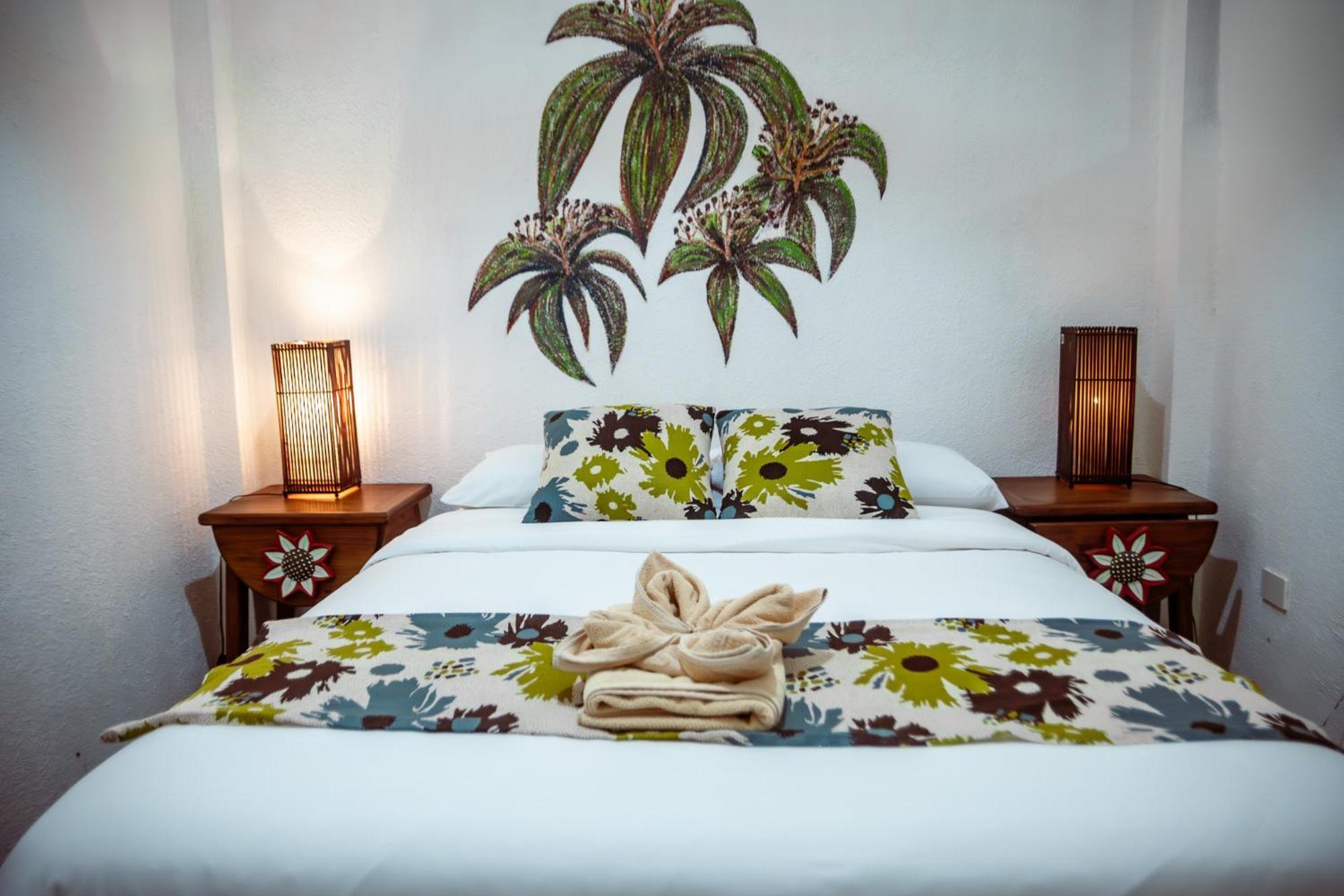 Hotel Miconia ปูแอร์โต บาเกริโซ โมเรโน ภายนอก รูปภาพ