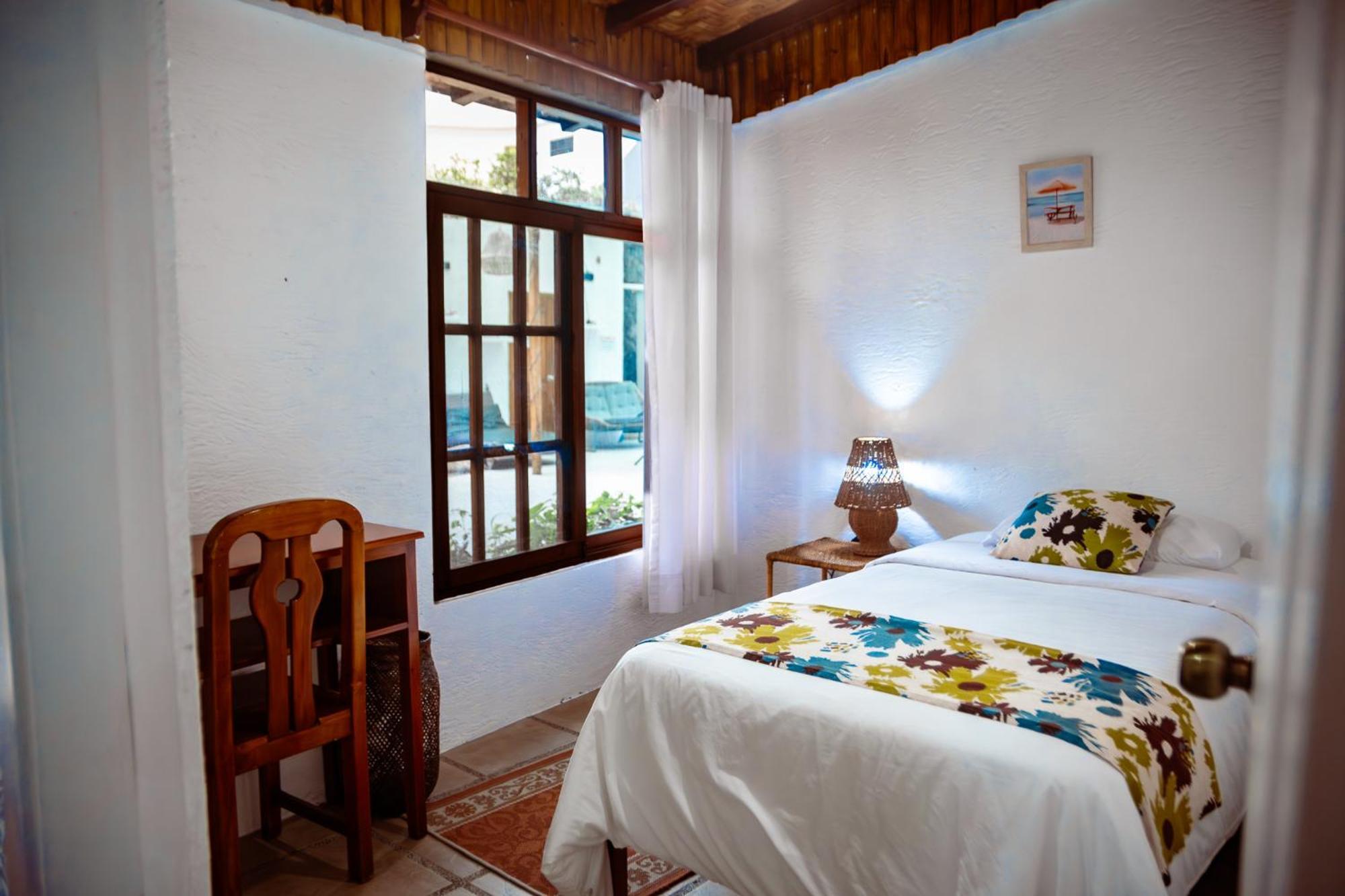 Hotel Miconia ปูแอร์โต บาเกริโซ โมเรโน ภายนอก รูปภาพ